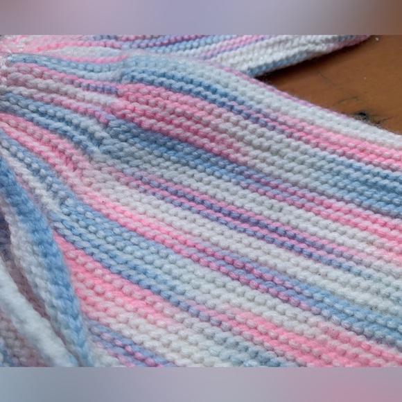 BEAUTIFUL Hand Knit Cardigan Sz 3-6M - Picture 3 of 9